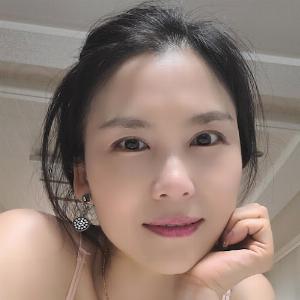 Seong Hwa Lee - Line Dance Choreograf/in