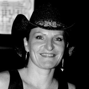 Sonia Genty - Line Dance Choreographer